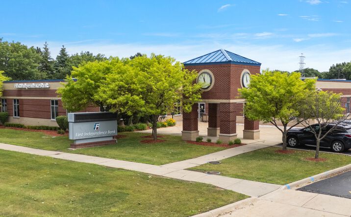 Pictures of Office property located at 38880 Garfield Rd, Clinton Township, MI 48038 for lease - image #1