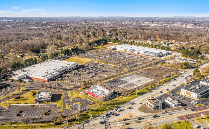 Pictures of Retail property located at 640 Cowpath Road, Lansdale, PA 19446 for lease - image #1