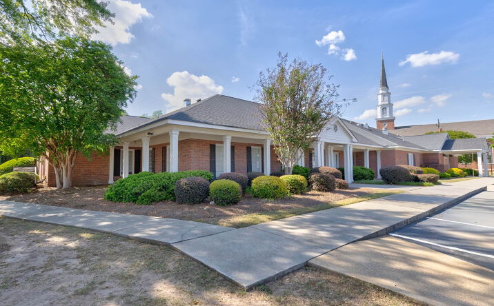 Pictures of Office property located at 2000 Hamilton Rd, Columbus, GA 31904 for lease - image #1
