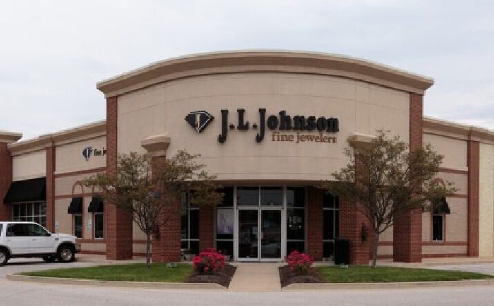 Pictures of Retail property located at 1263 N State Rd 135, Greenwood, IN 46142 for lease - image #1