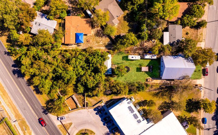 Pictures of Retail, Office, Restaurant property located at 4708 Heflin Ln, Austin, TX 78721 for lease - image #1
