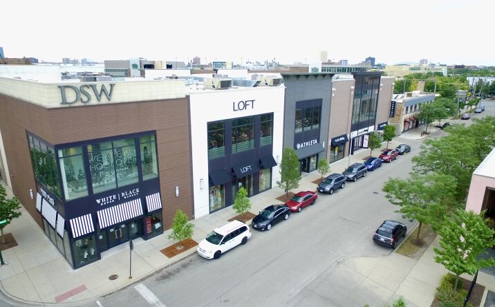 Pictures of Retail property located at 901 W Weed St, Chicago, IL 60642 for lease - image #1