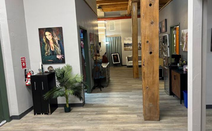 Pictures of Retail, Office property located at 558 N Main Street, Oshkosh, WI 54901 for lease - image #1