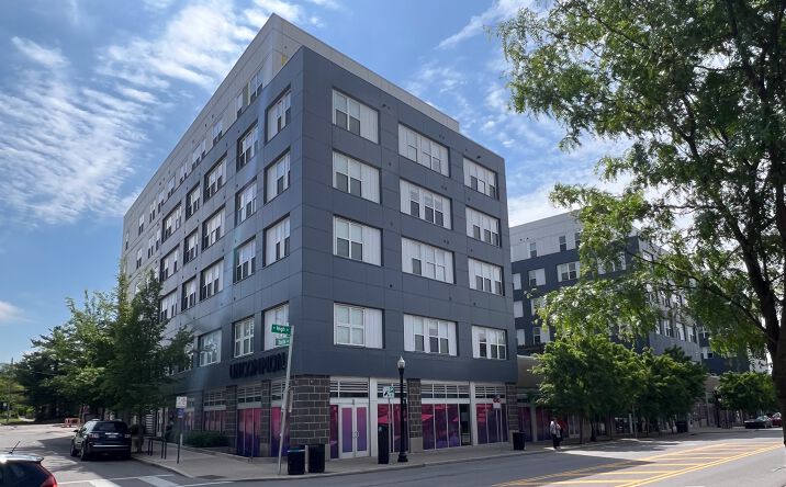 Pictures of Retail property located at 1400 N High St, Columbus, OH 43201 for lease - image #1
