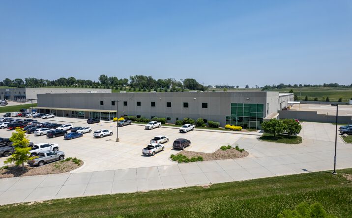 Pictures of Industrial property located at 9575 N 109th Ave, Omaha, NE 68142 for lease - image #1