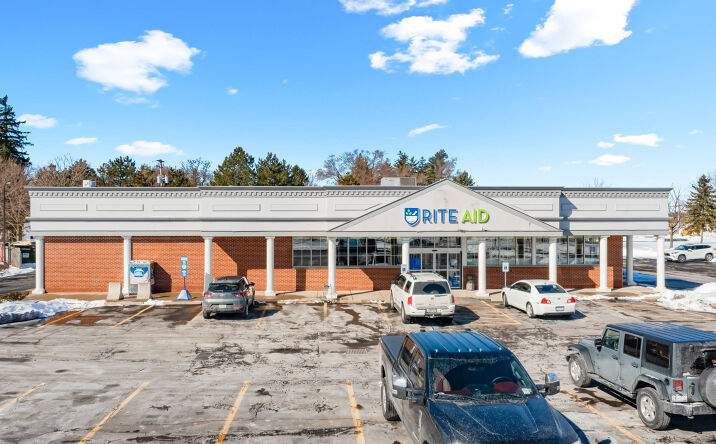 Pictures of Retail property located at 9160 Main St, Clarence, NY 14031 for lease - image #1