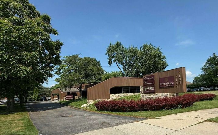 Pictures of Office property located at 2605-2609 Crooks Rd, Troy, MI 48084 for lease - image #1