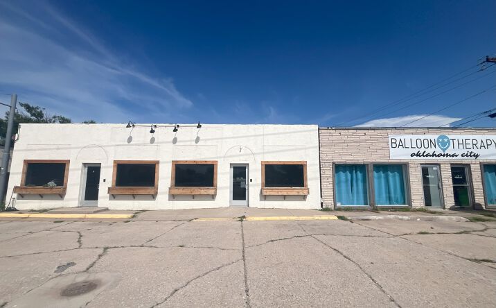 Pictures of Retail property located at 7926 N May Ave, Oklahoma City, OK 73120 for lease - image #1