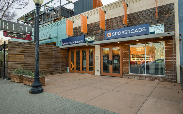 Pictures of Retail property located at 1924 Greenville Ave, Dallas, TX 75206 for lease - image #1