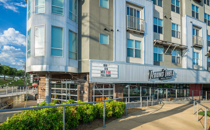 Pictures of Retail property located at 5600 SMU Boulevard, Dallas, TX 75206 for lease - image #1