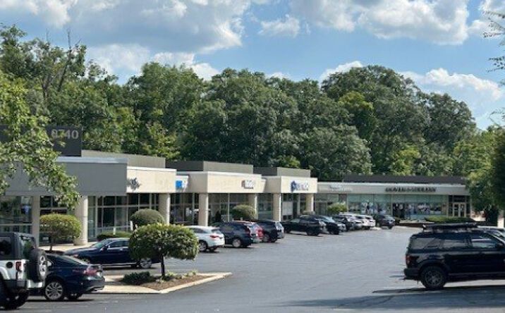 Pictures of Retail, Office property located at 8740 Montgomery Rd, Cincinnati, OH 45236 for lease - image #1