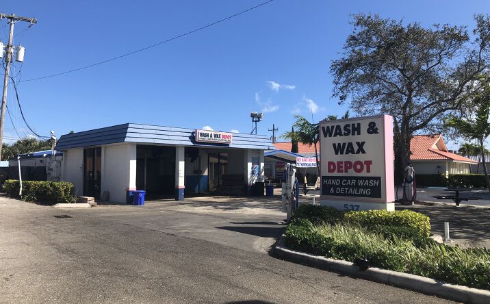 Pictures of Retail, Land property located at 537 Northlake Blvd, North Palm Beach, FL 33408 for lease - image #1