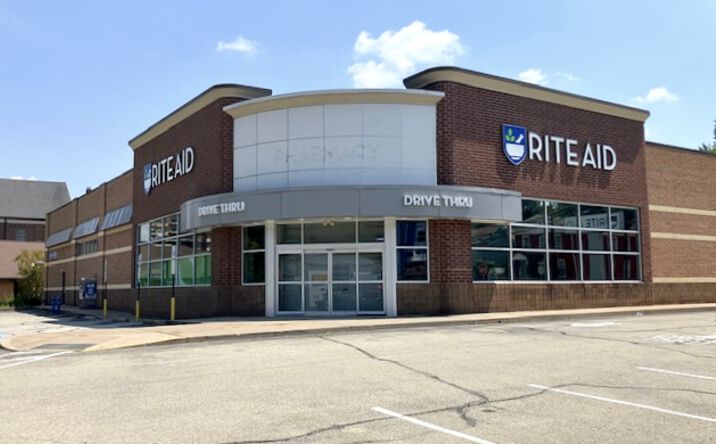 Pictures of Retail property located at 446 W Main St, Monongahela, PA 15063 for lease - image #1