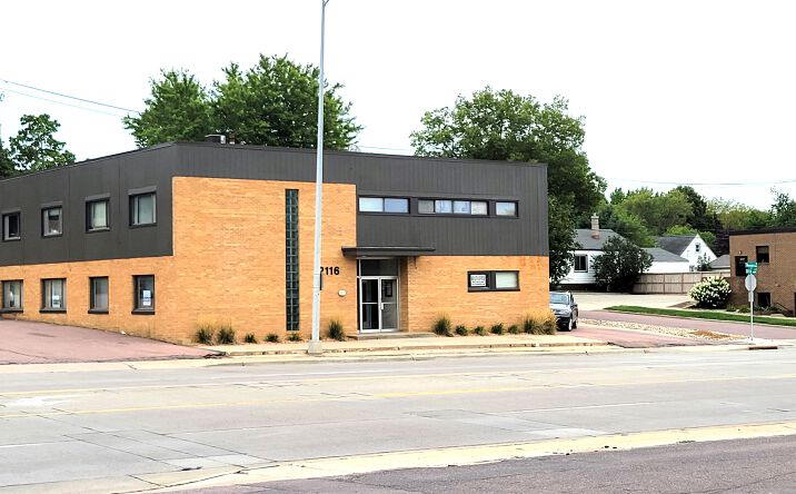 Pictures of Office property located at 2116 S Minnesota Ave, Sioux Falls, SD 57105 for lease - image #1