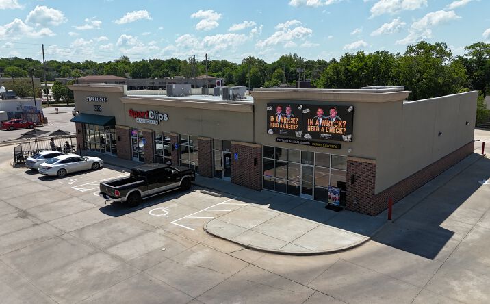 Pictures of Retail property located at 3107 E Central Ave, Wichita, KS 67214 for lease - image #1