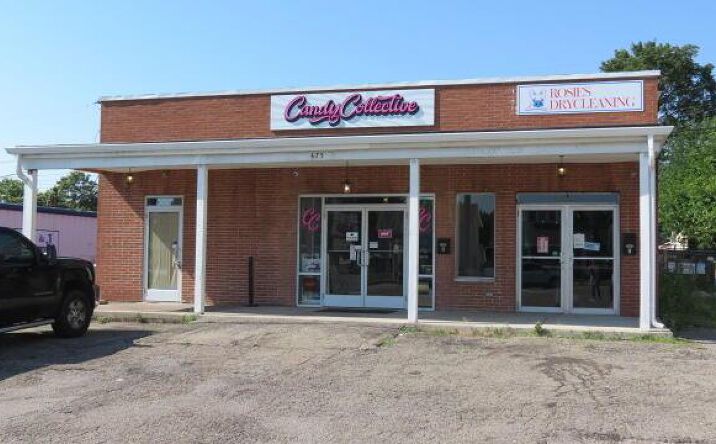 Pictures of Retail property located at 475 E Main Street #A, Circleville, OH 43113 for lease - image #1