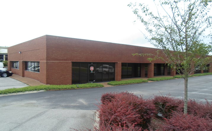 Pictures of Office, Industrial property located at 350 Wilson Pike Cir, Brentwood, TN 37027 for lease - image #1