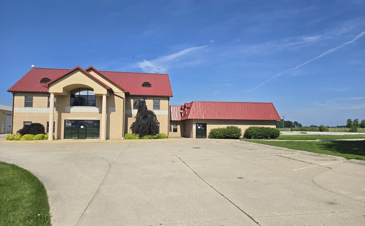Pictures of Office, Industrial property located at 10415 Roth Rd, Grabill, IN 46741 for lease - image #1