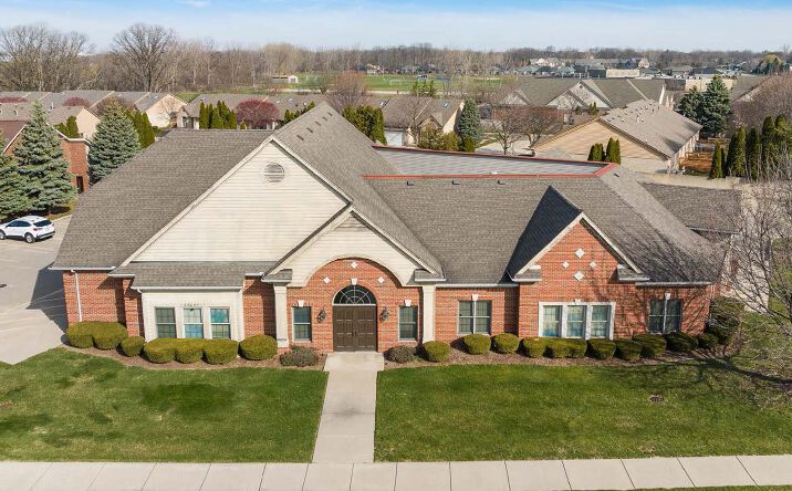 Pictures of Office property located at 35807 Moravian Dr, Clinton Township, MI 48035 for lease - image #1