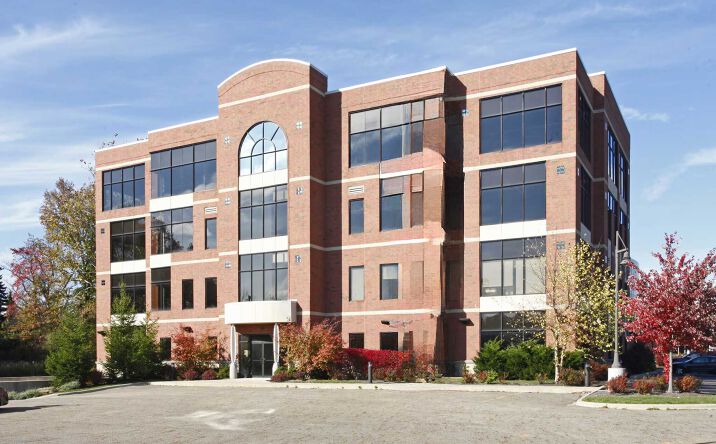 Pictures of Office property located at 822 Kumho Dr, Fairlawn, OH 44333 for lease - image #1
