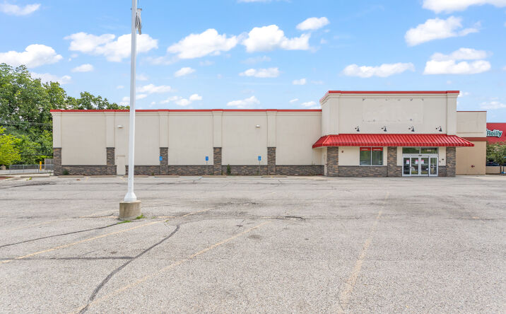 Pictures of Retail property located at 2151 W Liberty St, Ann Arbor, MI 48103 for lease - image #1