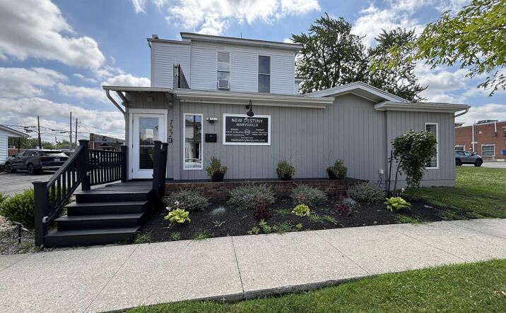 Pictures of Retail, Office, Special Purpose property located at 122 N Court Street, Marysville, OH 43040 for lease - image #1