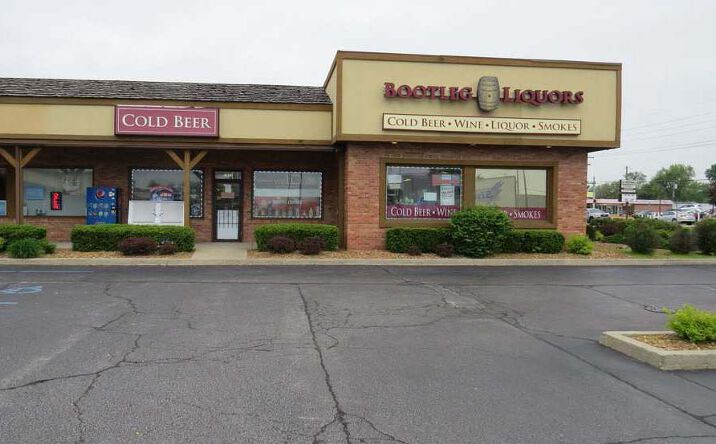 Pictures of Retail property located at 1815-1955 W Glen Park Ave, Griffith, IN 46319 for lease - image #1