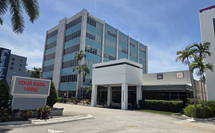 Pictures of Restaurant property located at 3485 N Federal Hwy, Oakland Park, FL 33306 for lease - image #1