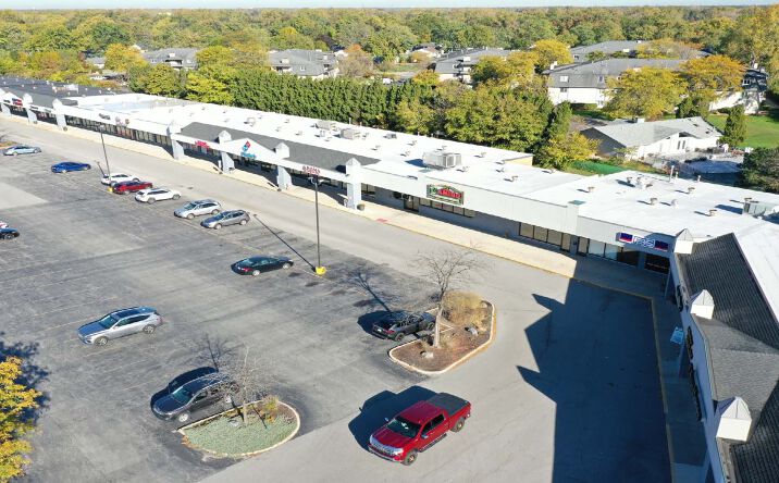 Pictures of Retail property located at 142-316 W. Lincoln Highway, Schererville, IN 46375 for lease - image #1