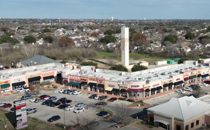 Pictures of Retail property located at 7410-7430 N Beach Street, Fort Worth, TX 76137 for lease - image #1