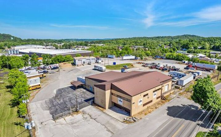 Pictures of Office, Industrial property located at 2634 Scruffy City Wy, Knoxville, TN 37914 for lease - image #1