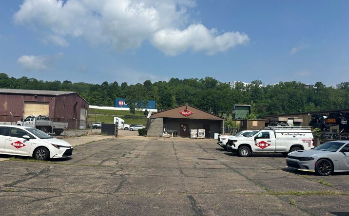 Pictures of Office, Industrial property located at 255 Millers Run Rd, Bridgeville, PA 15017 for lease - image #1