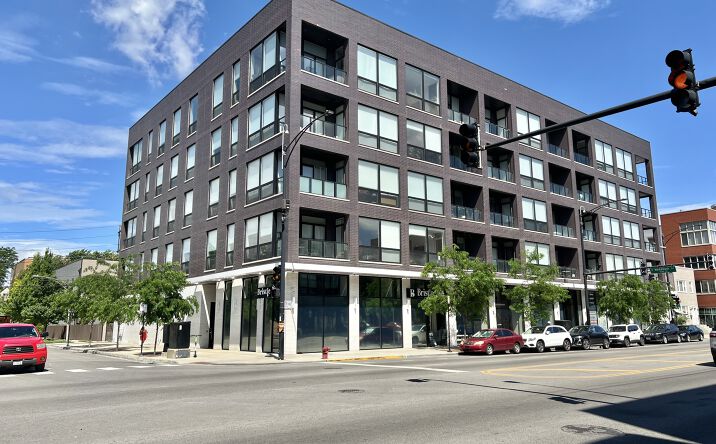 Pictures of Retail, Restaurant property located at 1710 N Western Ave, Chicago, IL 60647 for lease - image #1