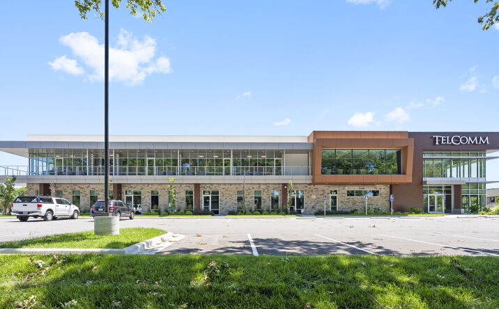 Pictures of Retail, Office property located at 1726 South Luster Avenue, Springfield, MO 65804 for lease - image #1