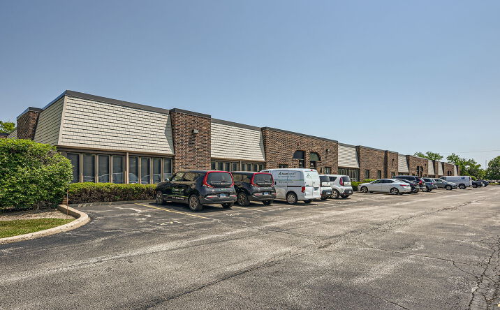 Pictures of Industrial property located at 273 E Helen Rd, Palatine, IL 60067 for lease - image #1