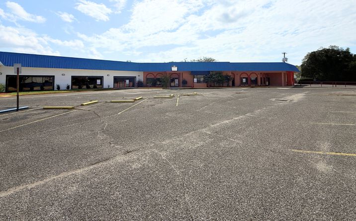 Pictures of Retail, Restaurant, Special Purpose property located at 6403 N 9th Ave, Pensacola, FL 32504 for lease - image #1