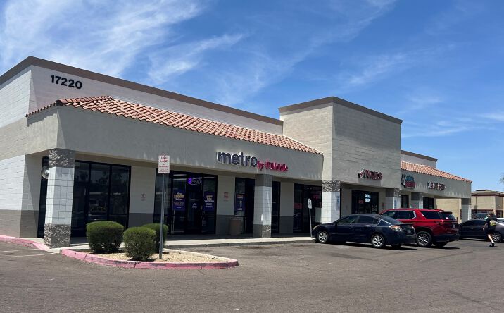 Pictures of Retail property located at 17220 N 19th Ave, Phoenix, AZ 85023 for lease - image #1
