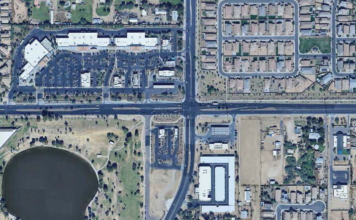 Pictures of Retail, Restaurant property located at E/SEC 35th Ave & Baseline Rd, Phoenix, AZ 85041 for lease - image #1