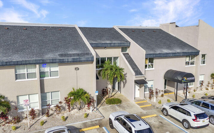 Pictures of Office property located at 3417 Tamiami Trail  Port charlotte, Fl 33952, Port Charlotte, FL 33952 for lease - image #1