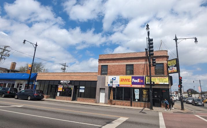 Pictures of Retail property located at 4004-4008 W Montrose Avenue, Chicago, IL 60641 for lease - image #1