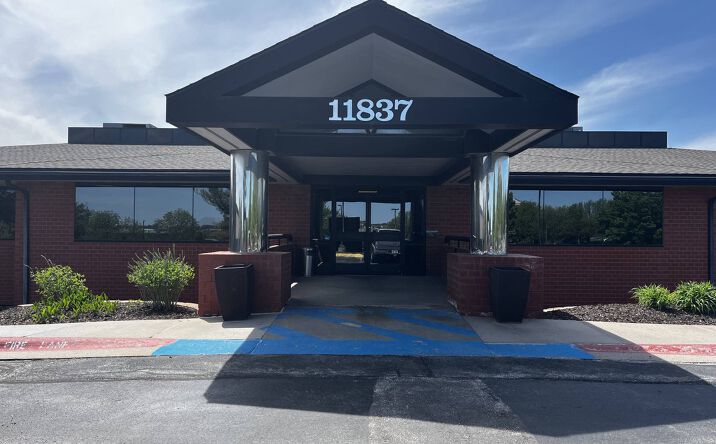 Pictures of Office property located at 11837 Miracle Hills Dr, Omaha, NE 68154 for lease - image #1