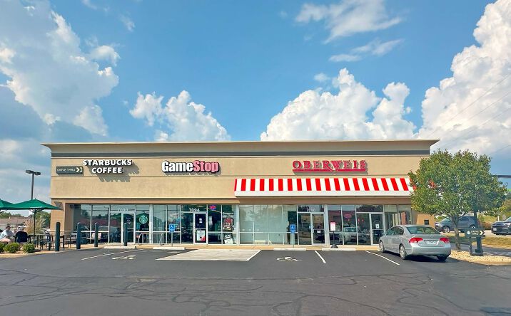 Pictures of Retail property located at 7090 - 7098 Mexico Road, St. Peters, MO 63376 for lease - image #1