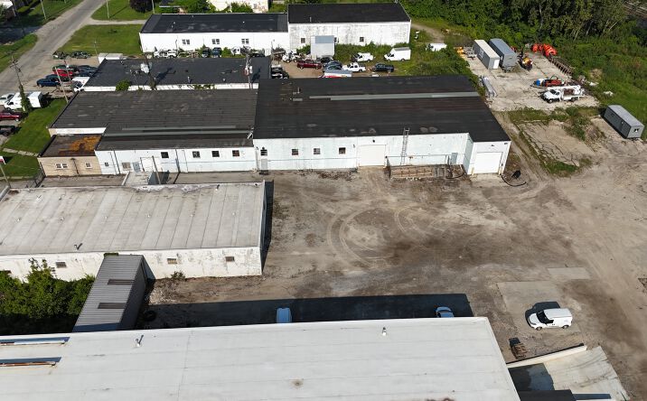 Pictures of Industrial property located at 3122 South Ave, Toledo, OH 43609 for lease - image #1
