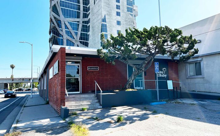 Pictures of Office, Industrial property located at 5830 W Jefferson Blvd, Los Angeles, CA 90016 for lease - image #1