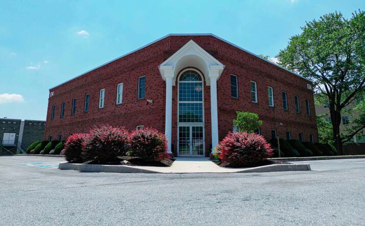 Pictures of Office property located at 134 Sipe Ave, Hummelstown, PA 17036 for lease - image #1