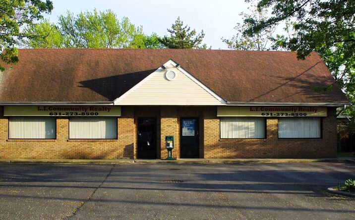 Pictures of Office property located at 120 Heyward Street A, Islip, NY 11717 for lease - image #1