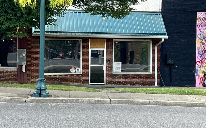 Pictures of Retail property located at 102 S Commerce St, Johnson City, TN 37604 for lease - image #1