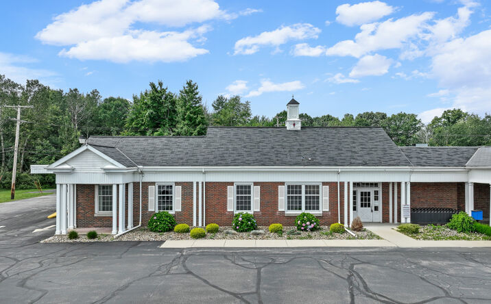 Pictures of Retail, Office property located at 6269 S Main St, Ashtabula, OH 44004 for lease - image #1