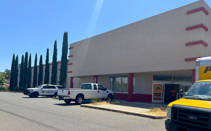 Pictures of Retail, Office, Restaurant property located at 3041 Forni Rd, Placerville, CA 95667 for lease - image #1