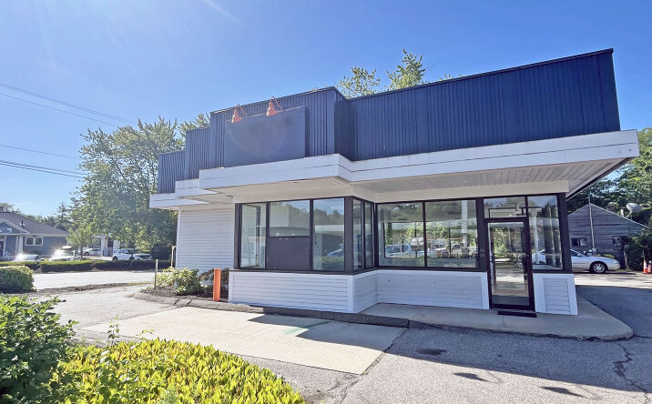 Pictures of Retail property located at 163 Pleasant St, Brunswick, ME 04011 for lease - image #1